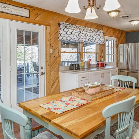 Wooded Bliss Hot Tub Single Level Cabin With No Steps Rocking Chairs And Wooded Views Пиджен Фордж Екстериор снимка